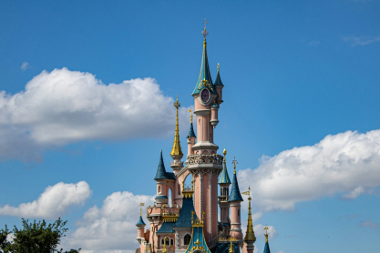 Disneyland Paris: Βρετανός επιχείρησε ψεύτικο «γάμο» με 9χρονη μπροστά σε εκατοντάδες καλεσμένους