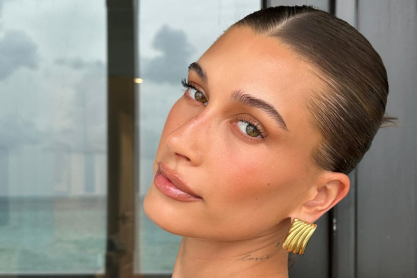 Slick-Back Bun
