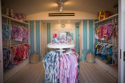 Marie Raxevsky Beach Couture: Η πρώτη Flagship Boutique στο Astir Beach στην Βουλιαγμένη