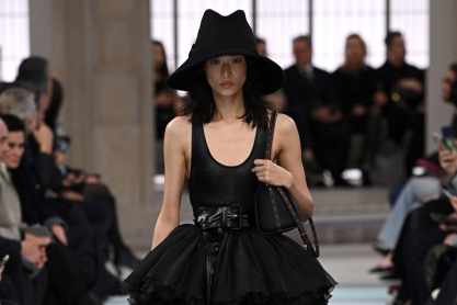 Η νέα τσάντα του οίκου Louis Vuitton είναι το «hero» item της γυναίκας του σήμερα