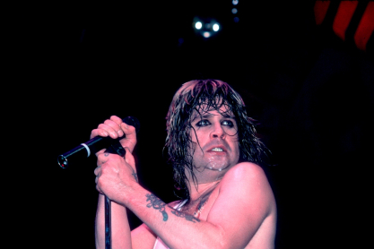 Όταν ο Όζι Όσμπορν δάγκωσε νυχτερίδα επί σκηνής - Ήταν τελικά ζωντανή;