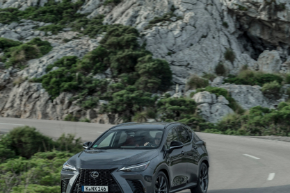Lexus NX 450h+: Η τέχνη της ιαπωνικής τελειότητας σε ακολουθεί σε κάθε διαδρομή