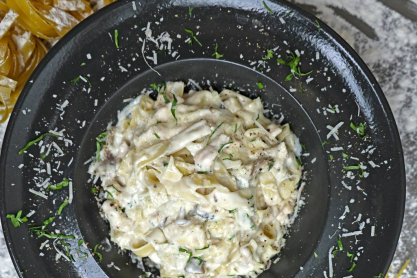 Σπαγγέτι Alfredo στον φούρνο