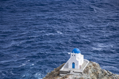 Διακοπές στη Σίφνο; Αυτές οι παραλίες θα σε μαγέψουν 