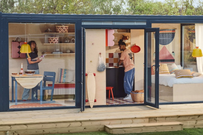 OMMJÄNGE: Η συλλεκτική σειρά IKEΑ που ζωντανεύει τη παράδοση στο σύγχρονο σπίτι