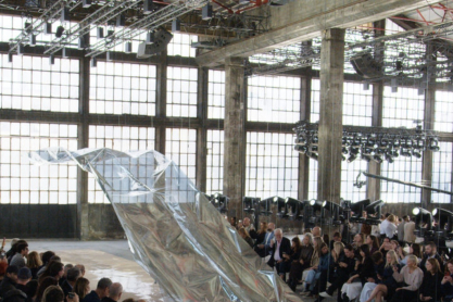 The BOSS Paradox: Ένας "οπτικός" διάλογος ανάμεσα στην τάξη και την αταξία