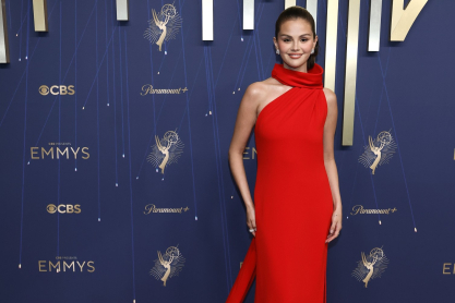 Βραβεία Emmy 2025: Οι πιο κομψές εμφανίσεις, από τον Πέδρο Πασκάλ στην Κέιτ Μπλάνσετ