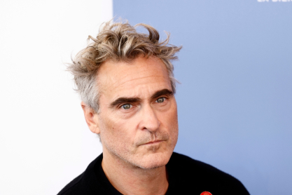 Χοακίν Φίνιξ και Νίκολα Κάφλαν υπέγραψαν δέσμευση να μη συνεργαστούν με ισραηλινές εταιρείες - Είναι ήδη πάνω από 3.900 καλλιτέχνες