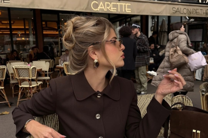 ανάλαφρα μαλλιά μετά το λούσιμο