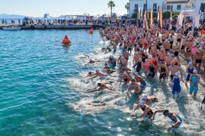 Spetses Mini Marathon 2025: Το event που μας υπενθυμίζει πως “νίκη είναι η συμμετοχή”