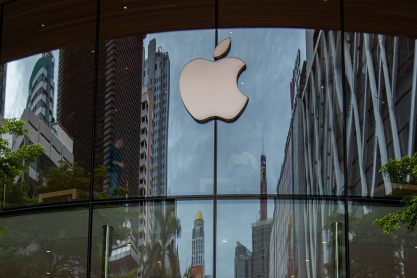 Ο άνθρωπος πίσω από το νέο iPhone17 - Στα 14,3 δισεκ. δολάρια ανέρχεται πλέον η περιουσία του 