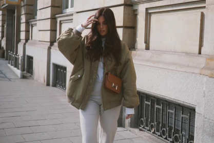 Πώς να φορέσεις το bomber jacket το φθινόπωρο για να δείχνεις cool και στιλάτη, όπως τα it girls