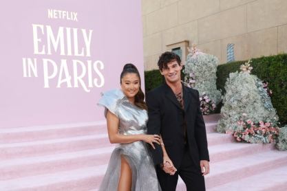 Emily in Paris: Χώρισαν Άσλεϊ Παρκ και Πολ Φόρμαν, μετά από δύο χρόνια σχέσης