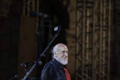 Ο συγκλονιστικός αποχαιρετισμός του Αλκίνοου Ιωαννίδη και της Δήμητρας Γαλάνη στον Διονύση Σαββόπουλο