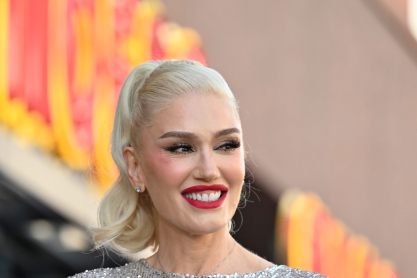 Πώς έμπλεξε η Γκουέν Στεφάνι με εκκλησιαστικό A.I.