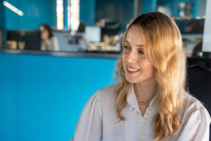 Ένα λευκό χαμόγελο μπορεί να φωτίσει κάθε ημέρα μου στο γραφείο