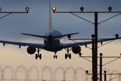 Ακυρώνονται εκατοντάδες πτήσεις στις ΗΠΑ λόγω περικοπών πτήσεων 