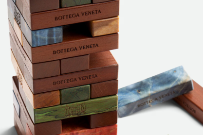 Η συνεργασία που δεν ήξερες ότι χρειάζεσαι – Ο οίκος Bottega Veneta και το Jenga κυκλοφόρησαν το πιο fashionable επιτραπέζιο