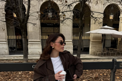 Electric grandpa aesthetic: Η τάση που επανέρχεται στη μόδα είναι εμπνευσμένη από τη γκαρνταρόμπα του παππού σου