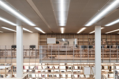 Espace Gabrielle Chanel: Η Chanel άνοιξε την πρώτη δημόσια βιβλιοθήκη σύγχρονης τέχνης και ξέρουμε ποιο θα είναι το επόμενό μας ταξίδι