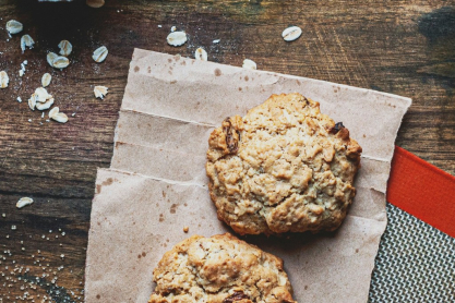 Αυτά τα μπισκότα βρώμης με 3 υλικά είναι η λύση για ένα γρήγορο και υγιεινό γλυκό