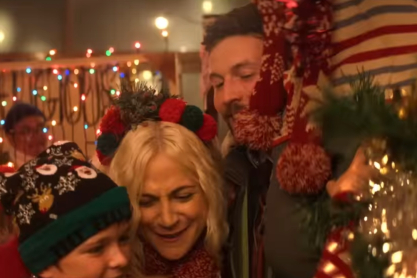 Christmas Karma: Το νέο σίκουελ του A Christmas Carol έρχεται με σούπερ καστ και σε Bollywood εκδοχή