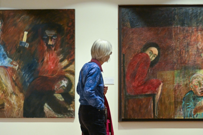 Μία έκθεση στο παλαιότερο ψυχιατρείο στον κόσμο εξερευνά το πώς η ψυχική υγεία συνδέεται με την κοινωνική και πολιτική πόλωση