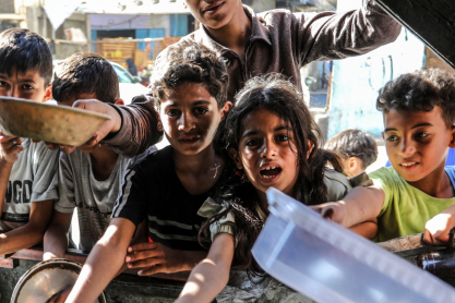 Στη Γάζα, οι κουζίνες εξακολουθούν να έχουν έλλειψη σε βασικά τρόφιμα, παρά την εκεχειρία - Η πείνα δεν τελείωσε