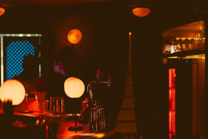 Maggie Cassidy, bar athens