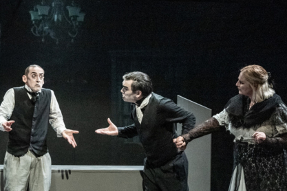 Nomsferatu: Εμπνευσμένη από τον βωβό κινηματογράφο, αυτή η παράσταση μας συνεπήρε - δίχως λέξεις, μόνο με εικόνες και συναισθήματα 