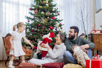 Χριστουγεννιάτικο σπίτι: Σου βρήκαμε τον απόλυτο σύμμαχο για πατώματα που αστράφτουν από καθαριότητα