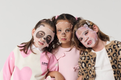 παιδιά και καλλυντικά