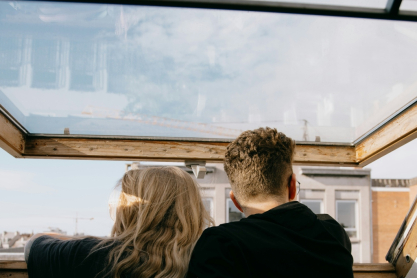 Είναι το πρώτο red flag για μια σχέση και επιβεβαιώνει την τσιγκουνιά 