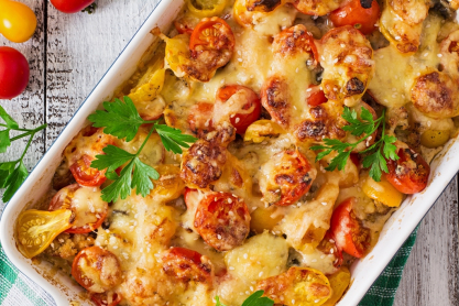 Ζυμαρικά με κοτόπουλο και κρεμώδη σάλτσα στον φούρνο