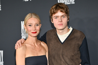 Ο 19χρονος γιος της Γκουίνεθ Πάλτροου τη συνόδευσε στο κόκκινο χαλί - Η πρώτη επίσημη εμφάνισή του