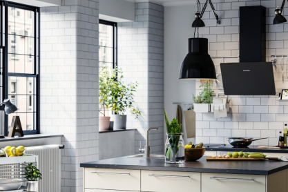 Βραδιές στη Κουζίνα: Πώς να μεταμορφώσεις τον χώρο σου στο πιο ατμοσφαιρικό dinner spot