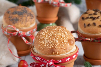 Μικρά ψωμάκια σε βαζάκια: Η γιορτινή πινελιά που θα μαγέψει τους καλεσμένους σου την Πρωτοχρονιά