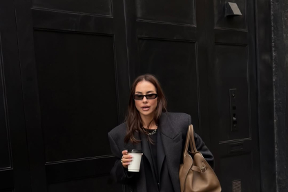 5 πλεκτά που θα ανανεώσεουν τη συλλογή σου και θα φορέσεις από το γραφείο μέχρι την έξοδο