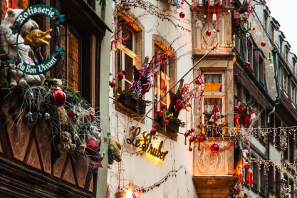 Οι 10 πιο ινσταγκραμικοί χριστουγεννιάτικοι προορισμοί για το 2025 - Εκεί θα βγάλεις εγγυημένα τις καλύτερες φωτογραφίες