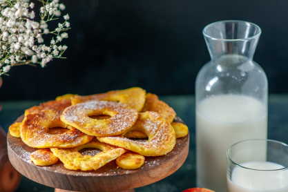 Ξέχνα το τηγάνι! Δες πώς να φτιάξεις τραγανές τηγανίτες μήλου στο air fryer