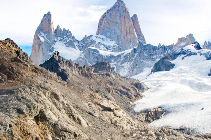 Μαγικοί προορισμοί ανά τον κόσμο που αξίζουν μια θέση στη λίστα ταξιδιών σου για το νέο έτος 