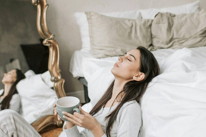 Τι ώρα να τρως το βράδυ για καλύτερη πέψη και ύπνο