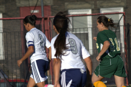 Η Αγγλία "γκρεμίζει" τα στερεότυπα - 2,6 εκατ. κορίτσια έχουν πλέον πρόσβαση στο ποδόσφαιρο στα σχολεία