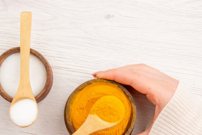 Τι πρέπει να ξέρετε για τον κουρκουμά: 5 σημεία που συχνά αγνοούμε