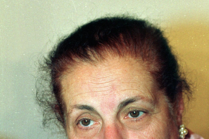 H κόρη ενός ιερέα που εισηγήθηκε τη νομιμοποίηση των αμβλώσεων στην Ελλάδα το 1986