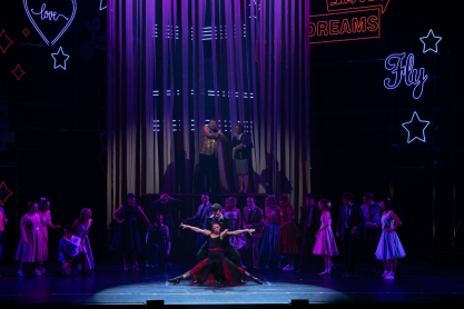 Το “Grease” έρχεται στο Christmas Theater και το φινάλε γίνεται… κανονικό πάρτι