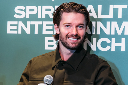 Ο Πάτρικ Σβαρτσενέγκερ μιλά για την πίστη και τις προκλήσεις του Χόλιγουντ - «Οι προσευχές με βοηθούν κάθε μέρα στη ζωή μου»