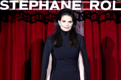 Η Αθηνά Ωνάση σε μια σπάνια εμφάνιση στο Paris Fashion Week