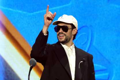 Ο Bad Bunny στέλνει μήνυμα ενότητας στο νέο τρέιλερ του Super Bowl LX - «Είστε όλοι καλοδεχούμενοι»