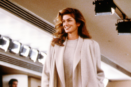 Tο αξεπέραστο στιλ της Σίντι Κρόφορντ από τα ΄90s 